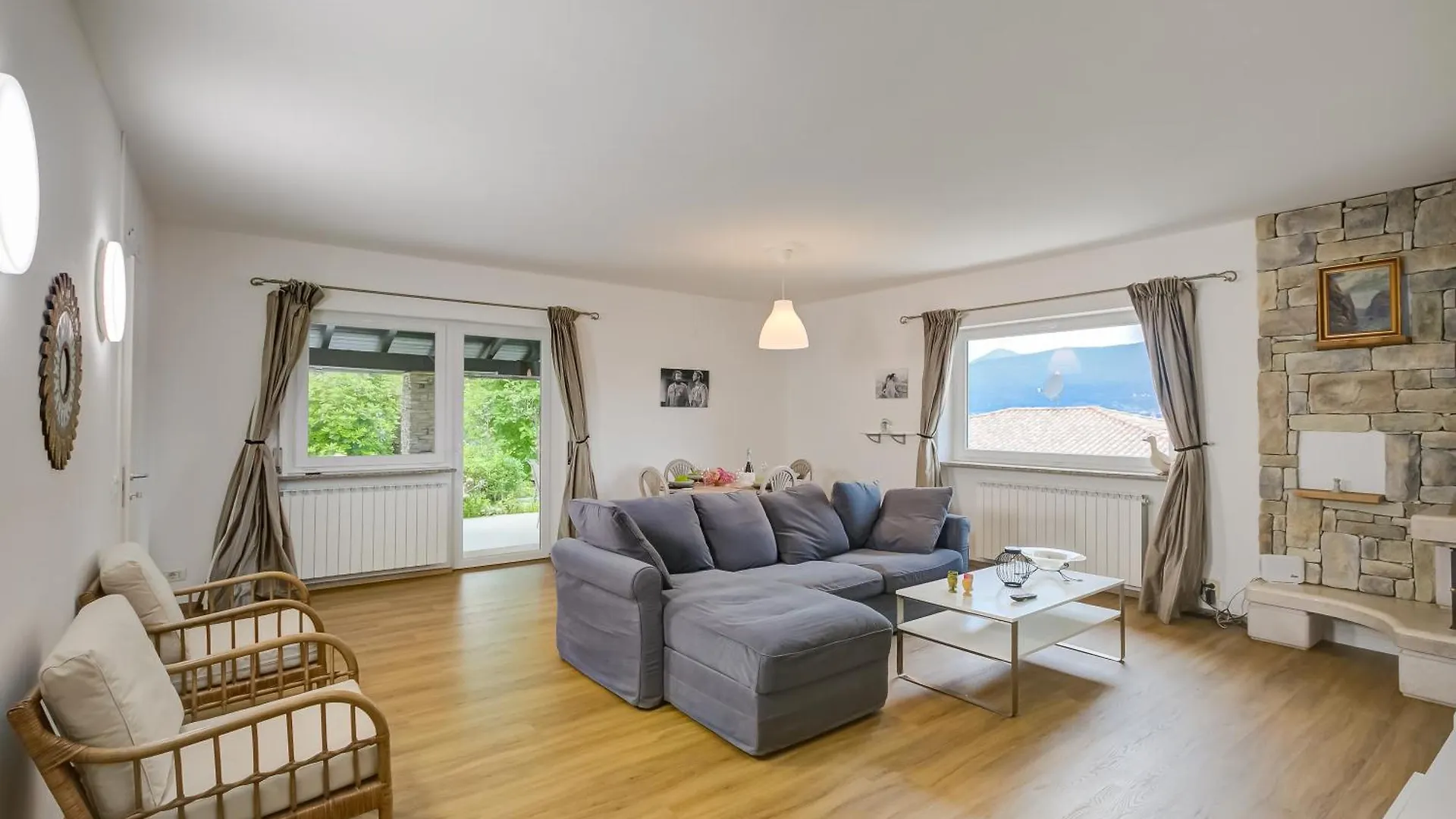 Casa Francesca Garden And View - Happy Rentals Castelveccana Villa